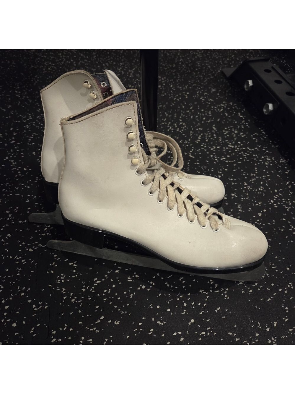 Lange Classic White Ladies Ice Skates